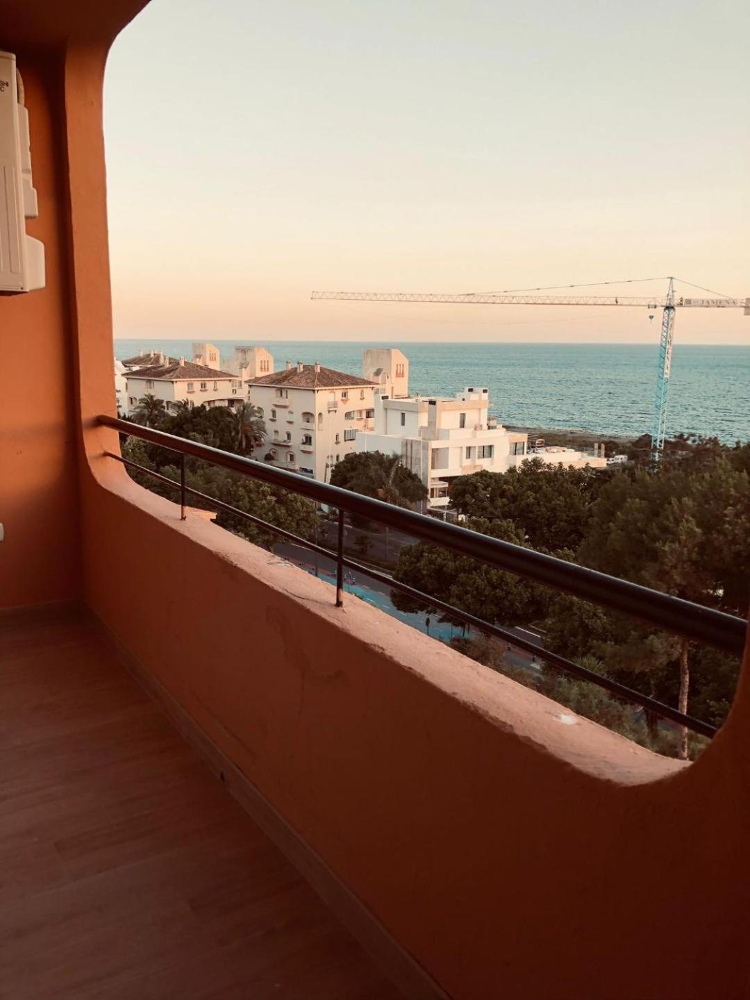 Apartamento Playa Del Cristo Estepona Zewnętrze zdjęcie